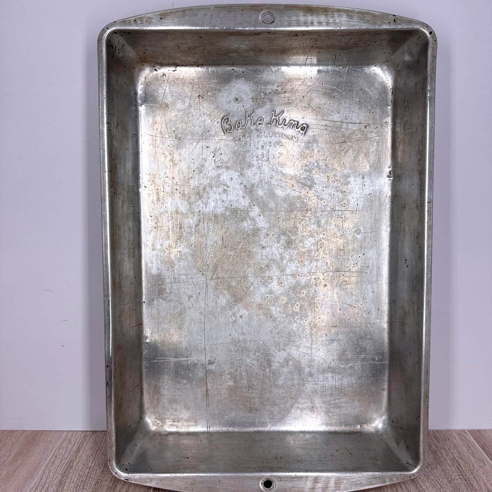 Bake King 13x9.5x2 Pure Aluminum H845 Baking Pan Vintage Rectangle Cake Pan